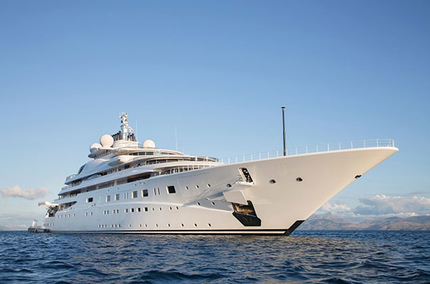 Thi công sơn bả du thuyền số 04